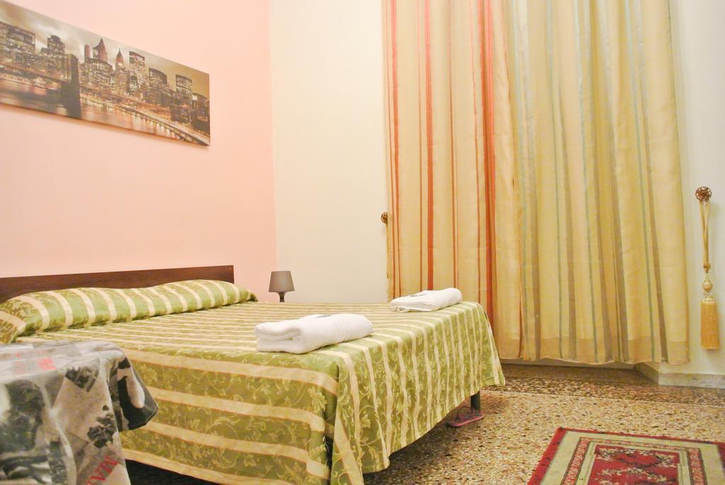 Guest House Hellokitty Roma Exterior foto