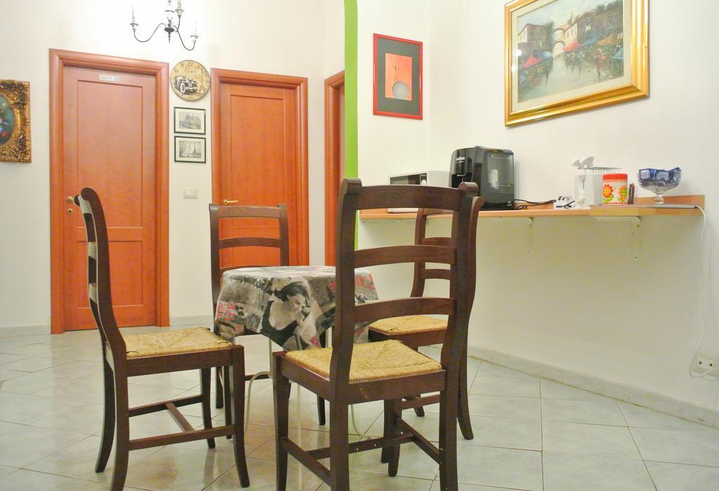 Guest House Hellokitty Roma Exterior foto